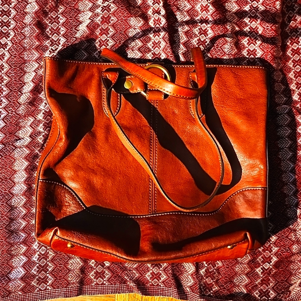 Frye NWT leather ring tote in cognac